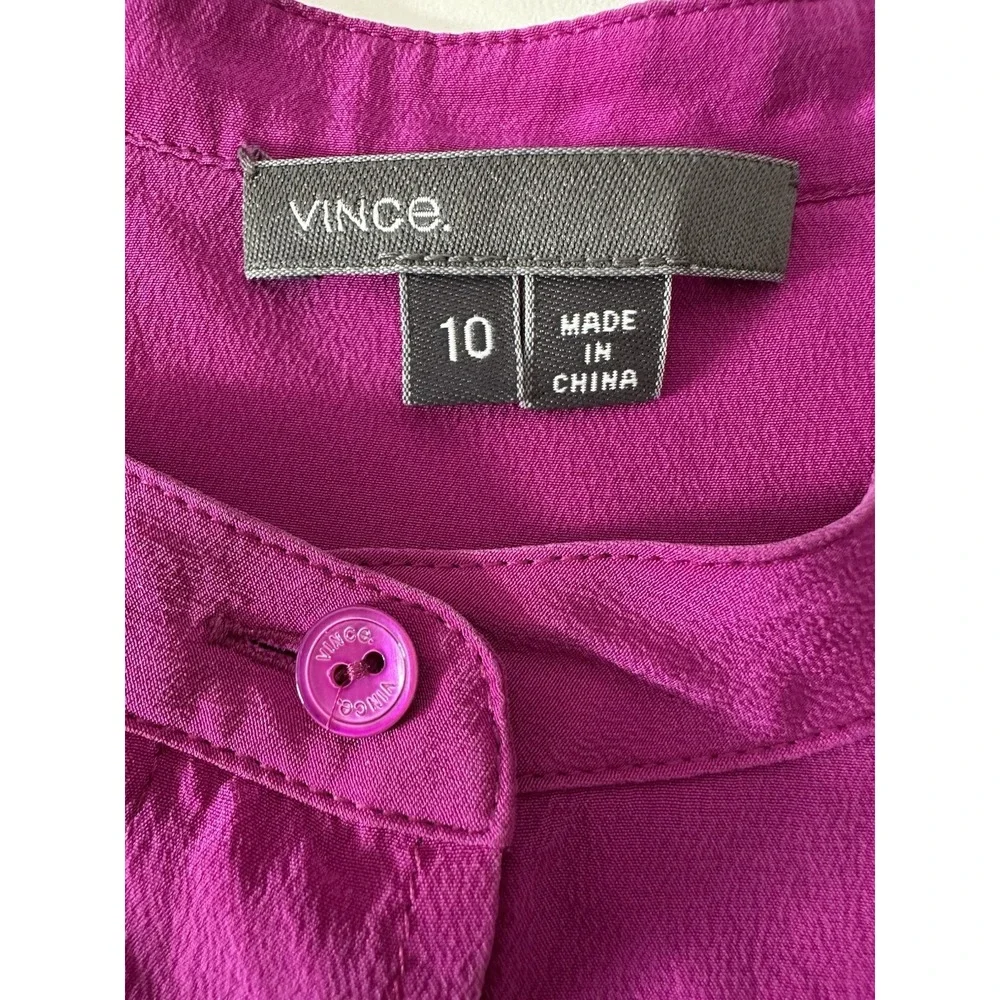 VINCE Top Women's Size 10 100% Silk Hot Pink Long Sleeve V-Neck Button Up Career - Picture 3 of 8
